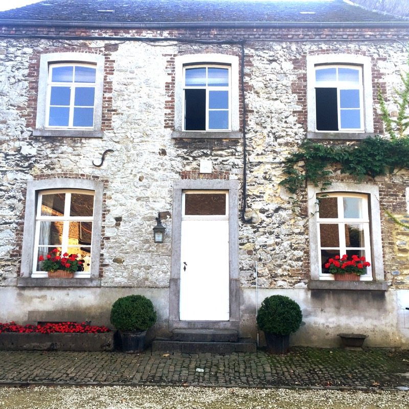 yoga weekend Ardennes house front